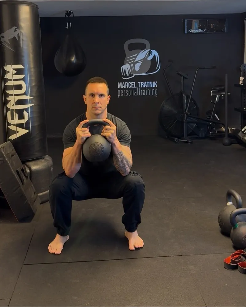 Marcel Tratnik beim Goblet Squat